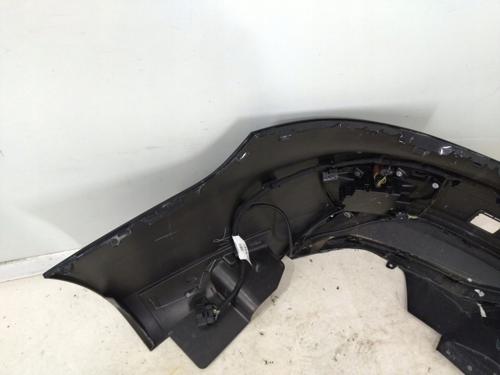 фото №14, Бампер задний задняя 4pdc pod радар pod hak hand free 019 black volvo s60 iii