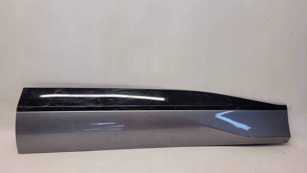 фото №1, Jaguar i-pace молдинг дверь правая перед