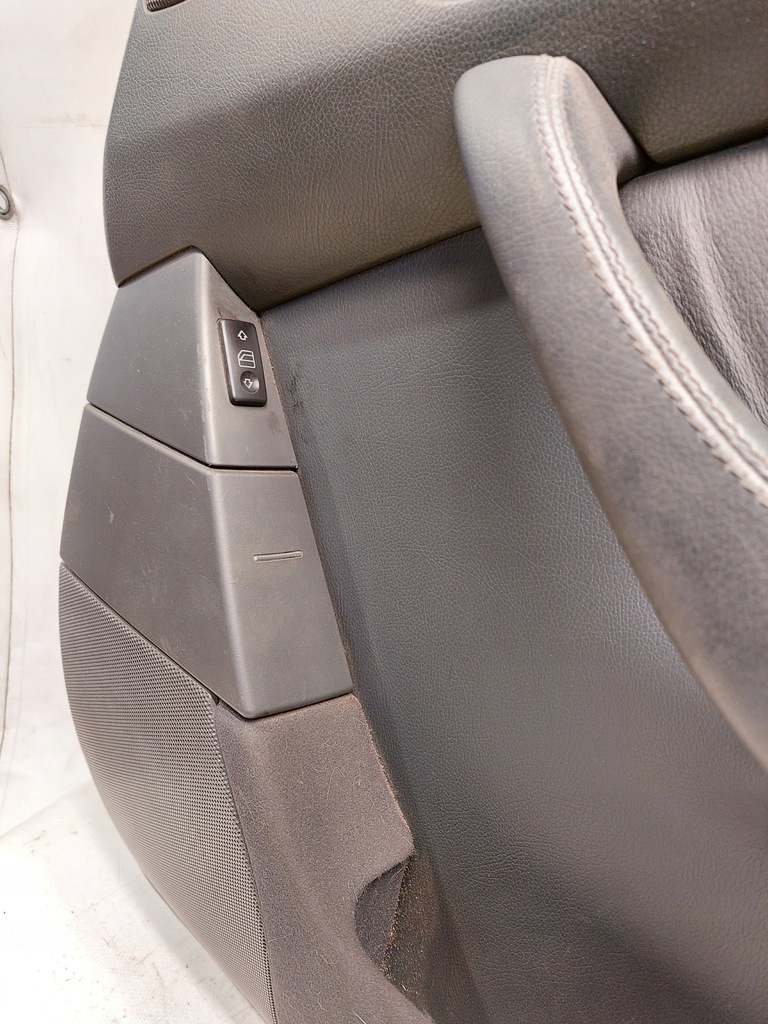 фото №10, Обшивка оббивка двері правий задня mercedes w220