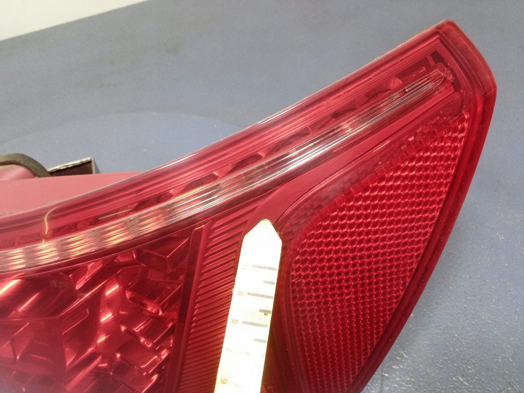 фото №7, Audi q5 i 8r 08- лампа задня права led w кришка 8r0945094a