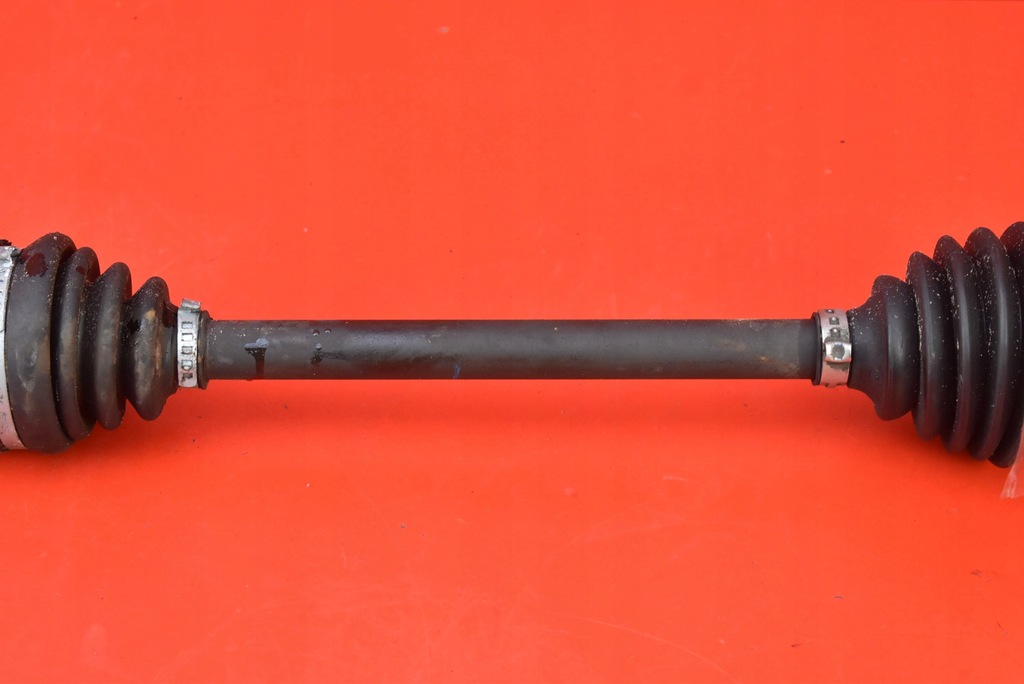 фото №3, Приводной вал левая перед alfa romeo mito 1.4 16v 09r