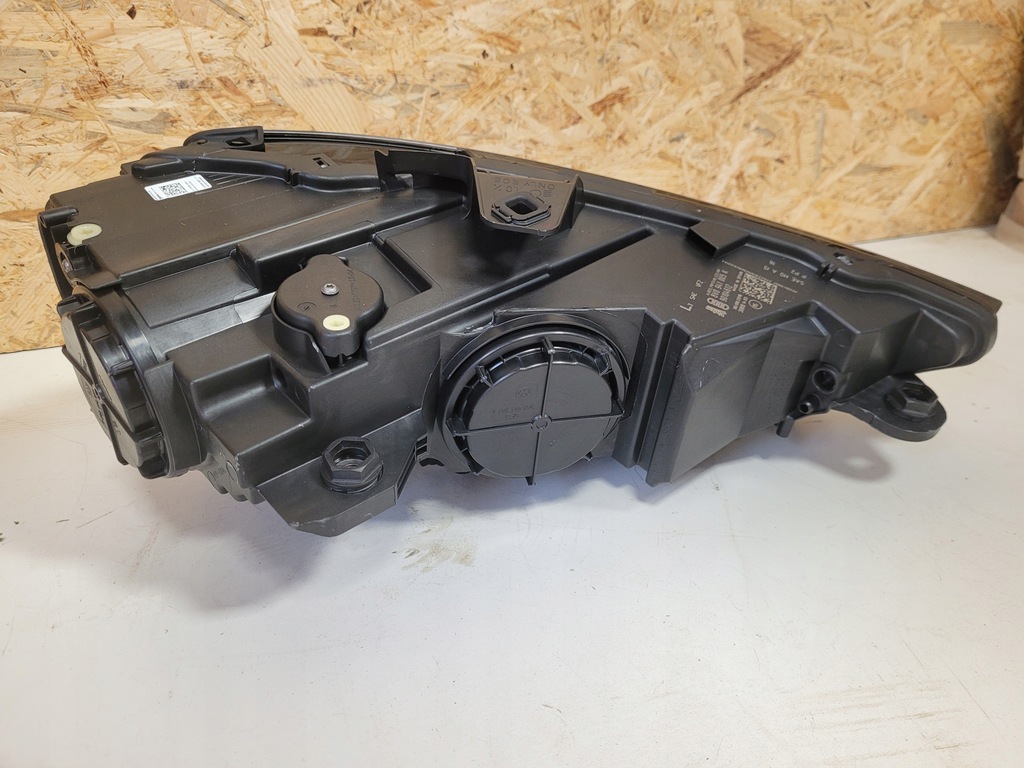 фото №12, Лампа audi a3 e-tron ксенон led usa 8v0941006k 8v0941005k