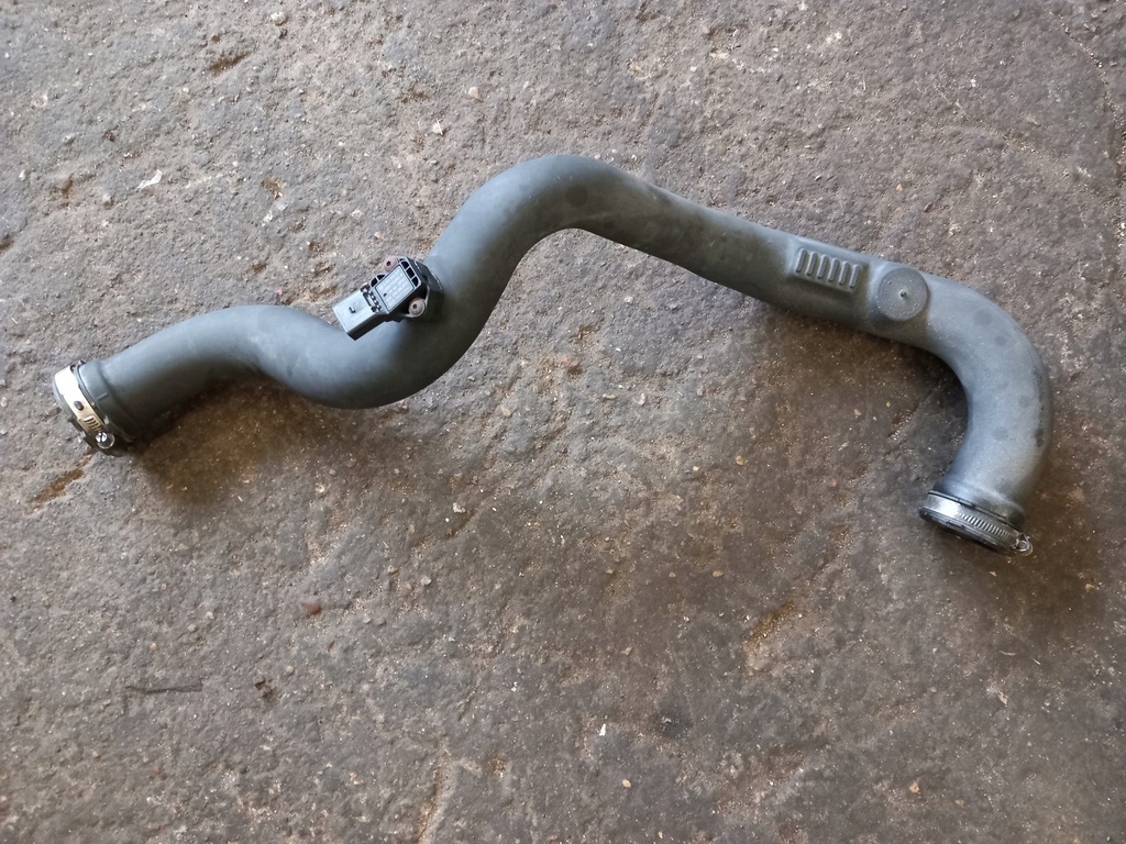 фото №9, Audi a4 b8 a5 8t lift труба шланг інтеркулер 8k0145673al