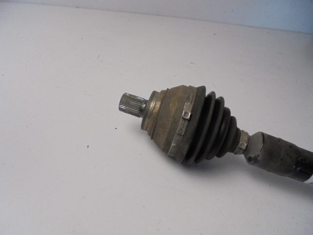 Привідний вал правий audi q3 2 83a 1.4 e-tsi 22 r Доставка