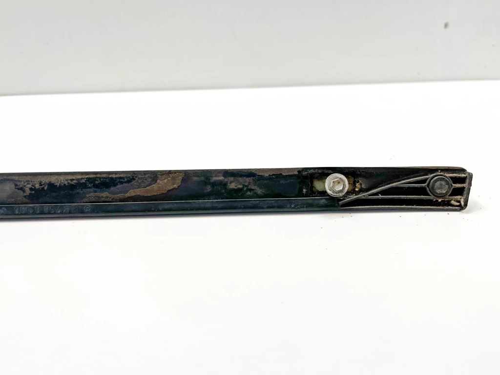 Молдинг декоративна багажника mercedes-benz sl r129 1297580396 28745384 5.0l Київ