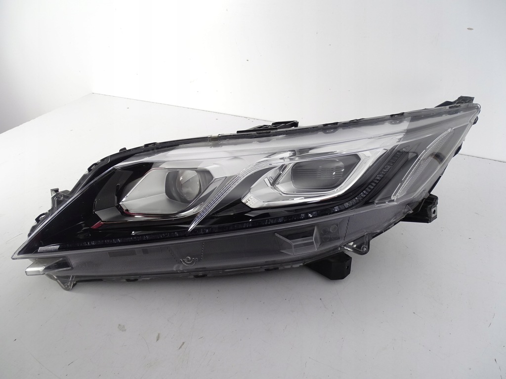 фото №2, Лампа перед передняя левая eclipse cross full led