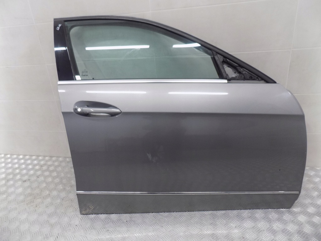 фото №2, Mercedes w212 дверь перед передние правое
