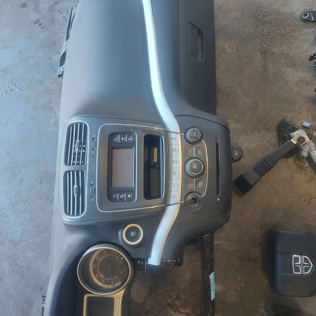 фото №15, Dodge journey 11-20r панель приладів подушки безпеки ремені