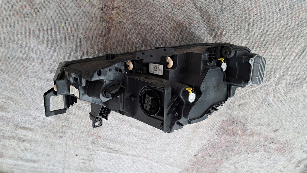 фото №6, Vw id.4 лампа правая правый перед 11b941036m