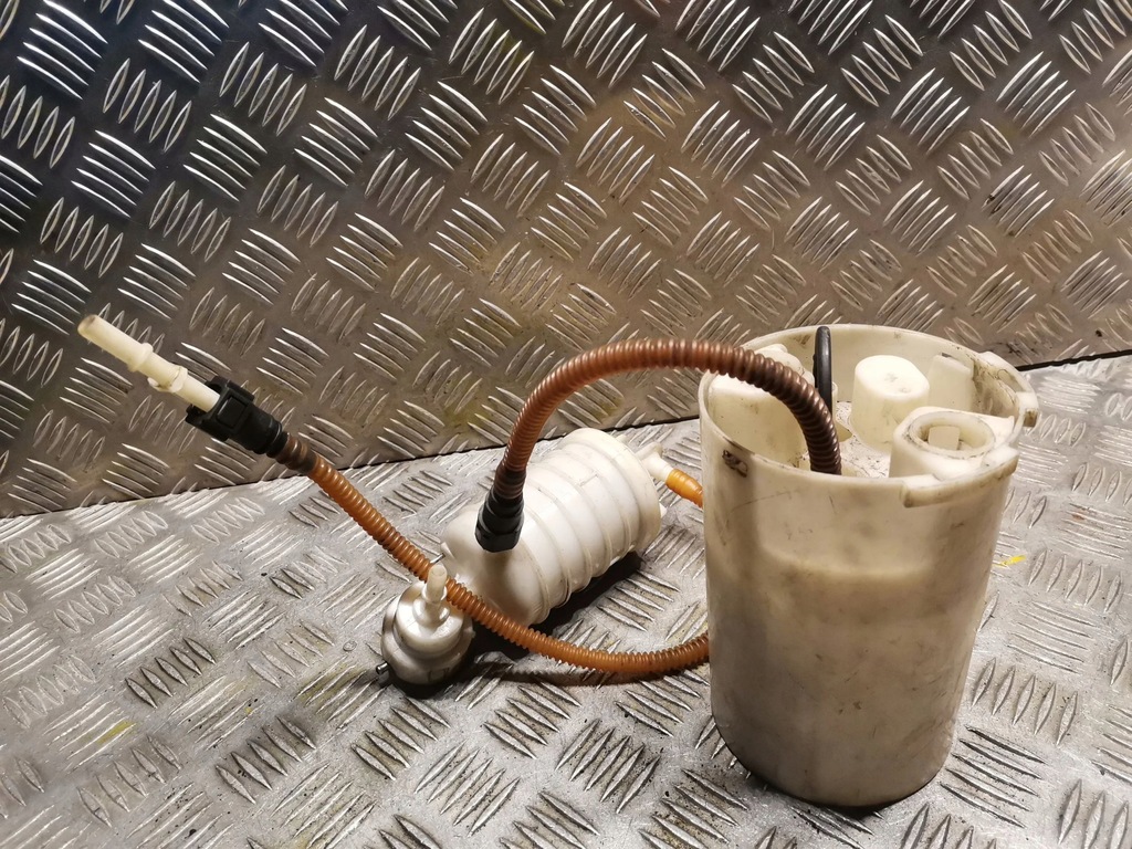 фото №1, Bmw x3 e83 насос топлива