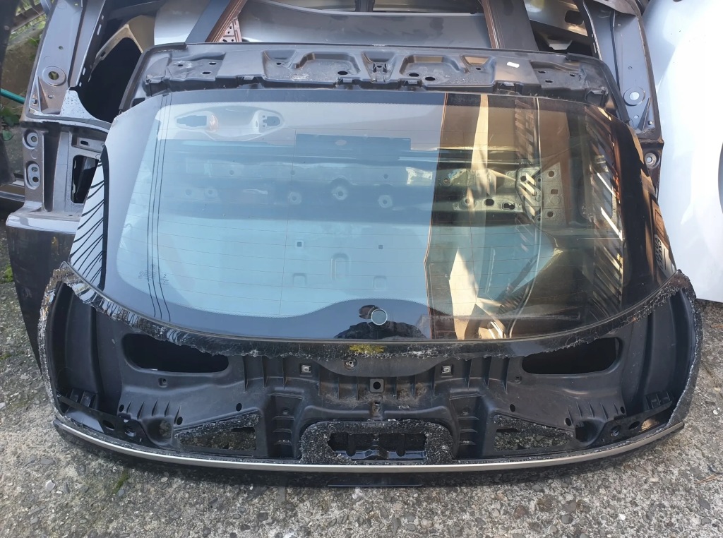 фото №1, Bmw i3 13-22 кришка багажника задня + скло