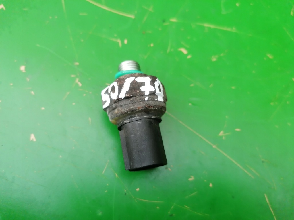 Датчик тиску кондиціонера bmw e90 318i 2.0 Зі Шроту