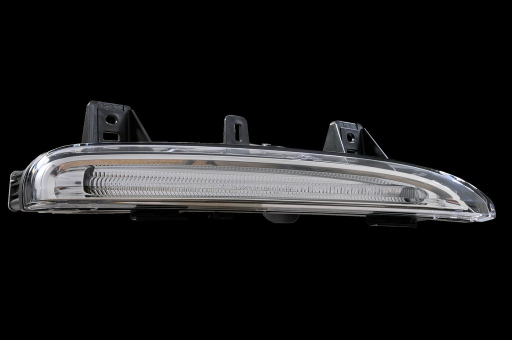 фото №1, Противотуманная фара led drl porsche оригинальный номер 98163115203