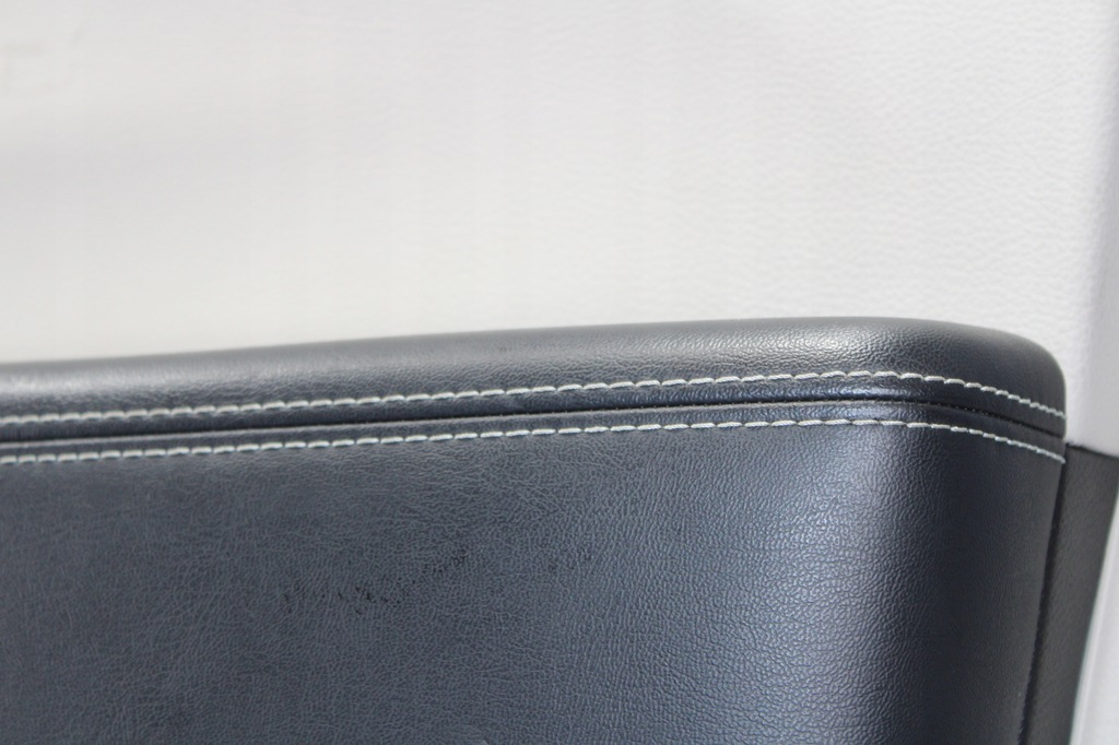 фото №9, Chrysler pacifica 17- обшивка двері правий перед limited шкіра