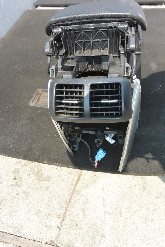 фото №5, Туннель средний перед кожа mercedes r w251