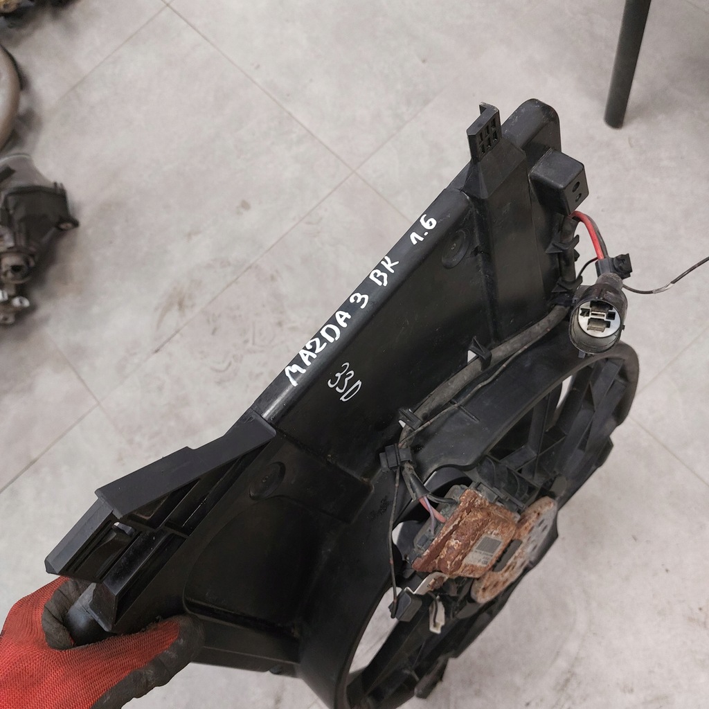 фото №8, Mazda 3 iii bk 1,6 вентилятор радиатора bosch 0130303962 3m5h-8c607-ya