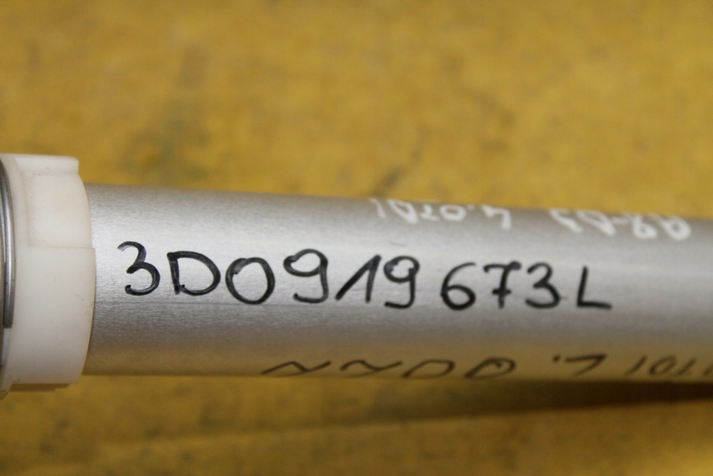 фото №8, Датчик рівня пального a8 d3 4.0 tdi 3d0919673l