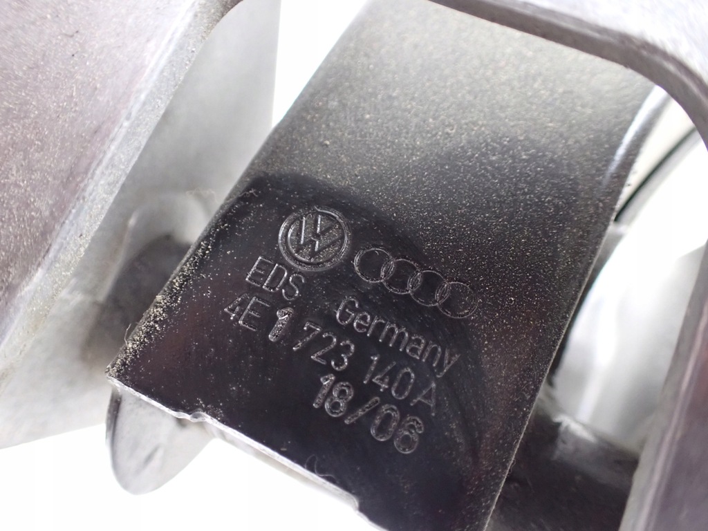 фото №9, Кронштейн педаль тормоза audi a8 s8 d3 4e1723140a 4e1721196a