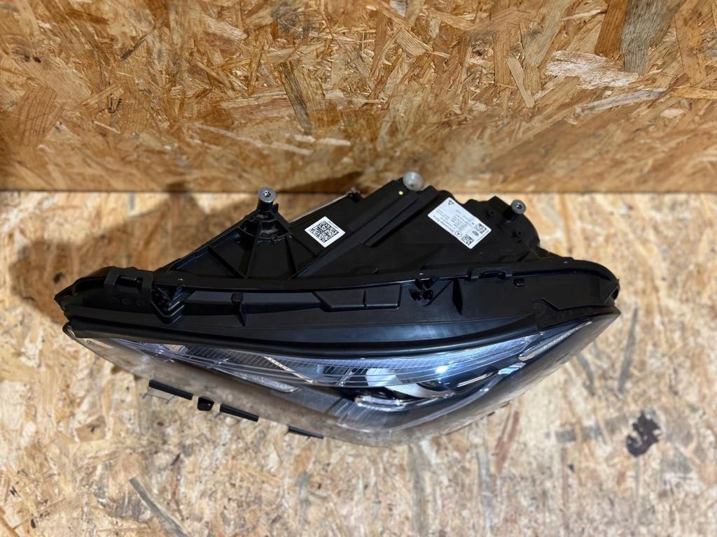 фото №11, Комплектна лампа лампи ліва + права mercedes cla w118 full led оригінал 22r