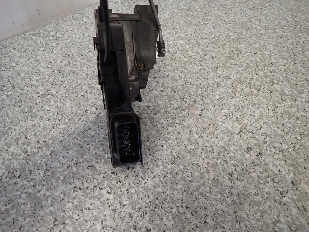 фото №4, Mazda 3 mazda3 bk 03-05 замок передний левый