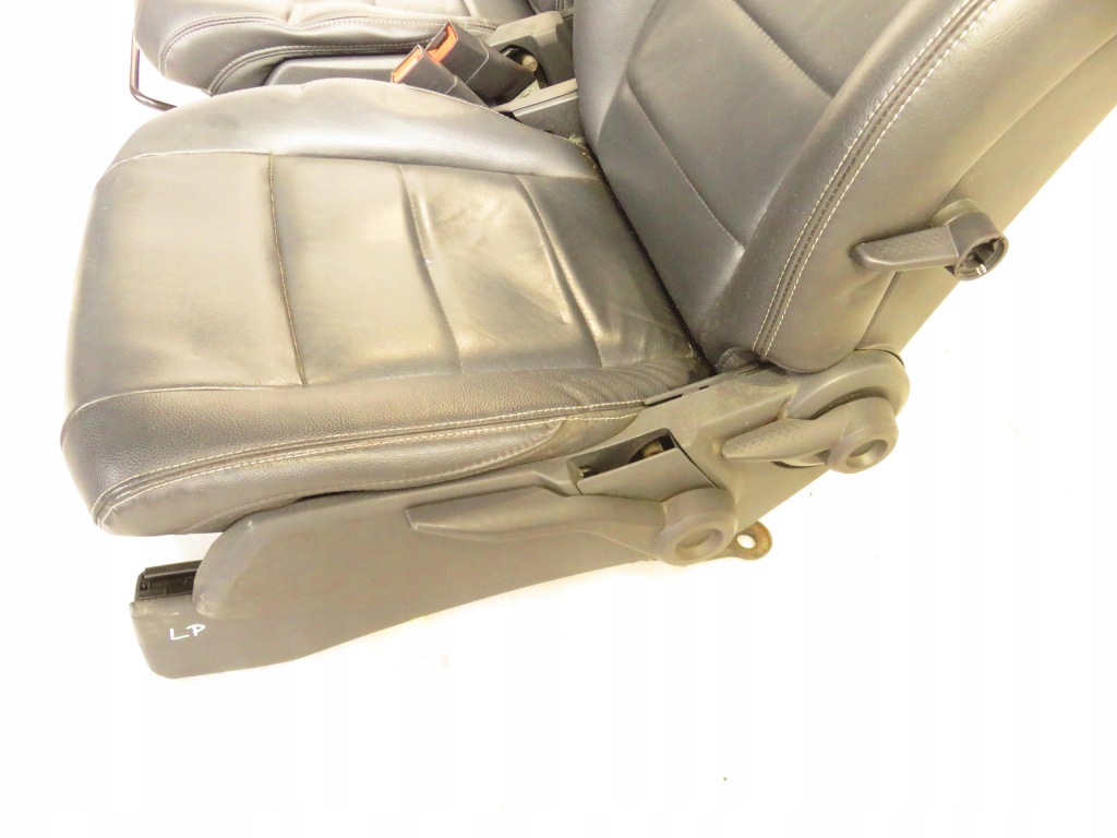 Сиденья комплект jeep patriot mk74 Оригинал