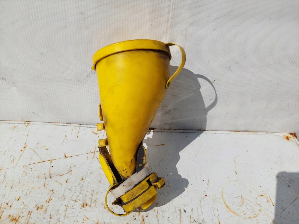 фото №3, Trafic vivaro primastar заливна горловина оливи заливна горловина 2001-2014