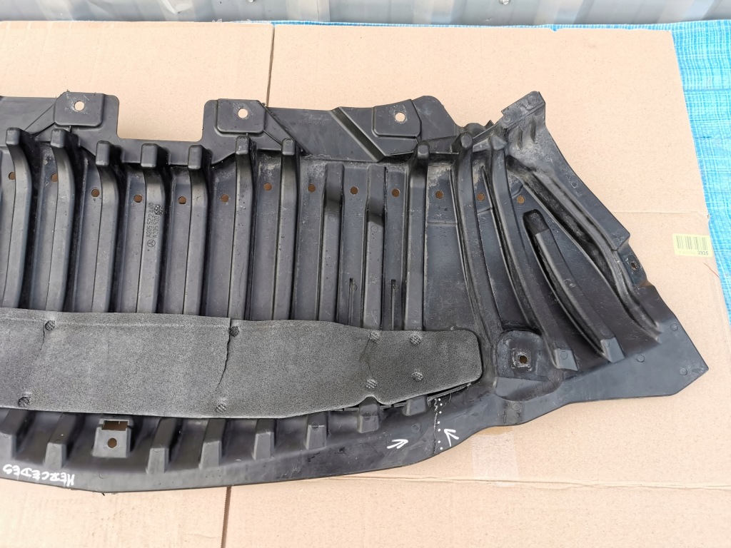 Mercedes c klasa w205 плита защита под бампер перед передний a2055202400 Киев