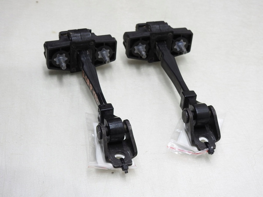 фото №3, Обмежувач двері задня renault captur i 824305607r