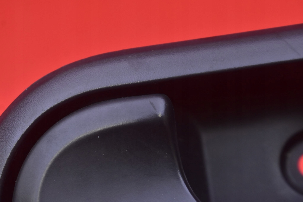 фото №10, Ручка внутренняя левая перед czarna 8200733848 dacia dokker van lift 17-21