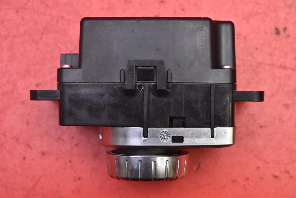 Pilot ручка idrive a2469009815 mercedes cla c117 13-16 в Украине