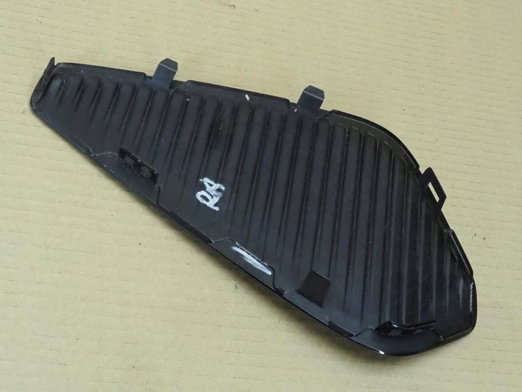 фото №14, Заглушка бампера правая peugeot 3008 ii 5008 ii lift 9836831777