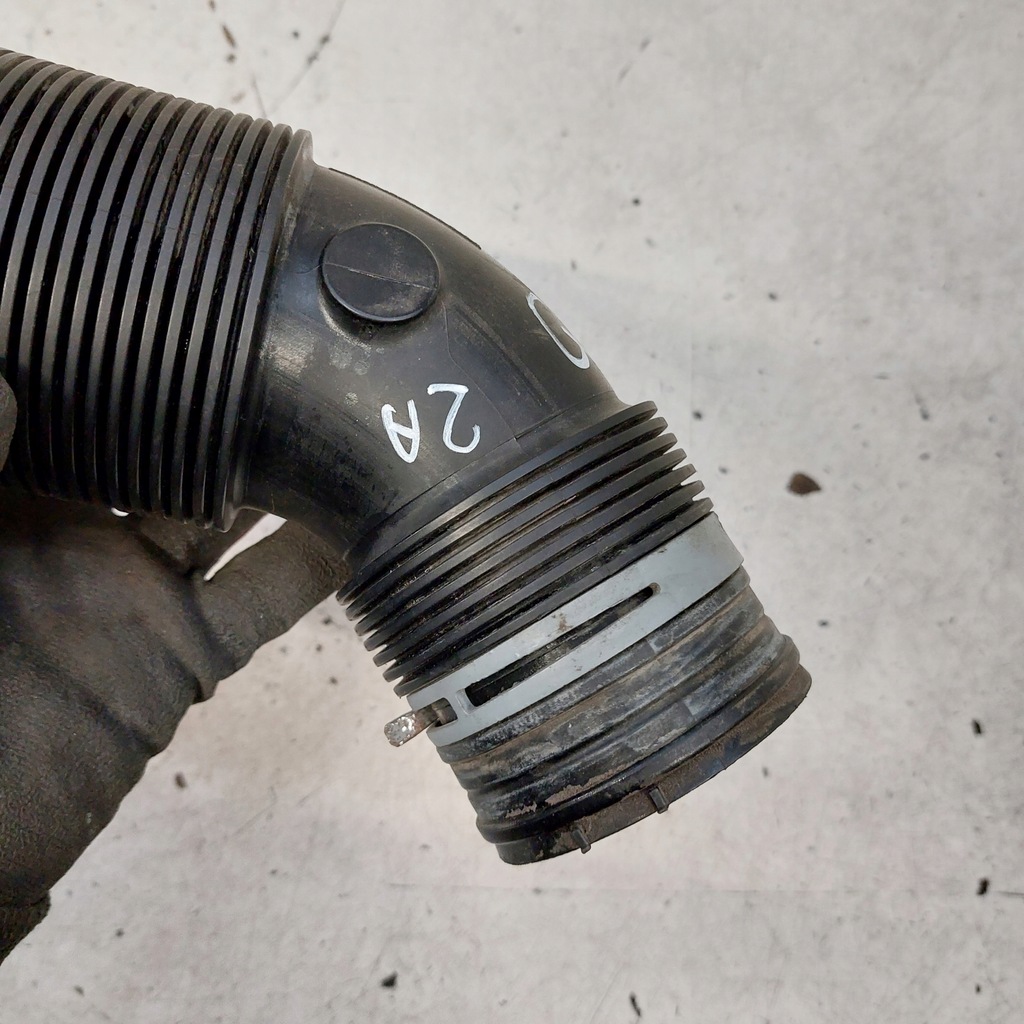 фото №7, Audi q7 4l 4,2fsi труба шланг всасывающая воздуха 7l8128684