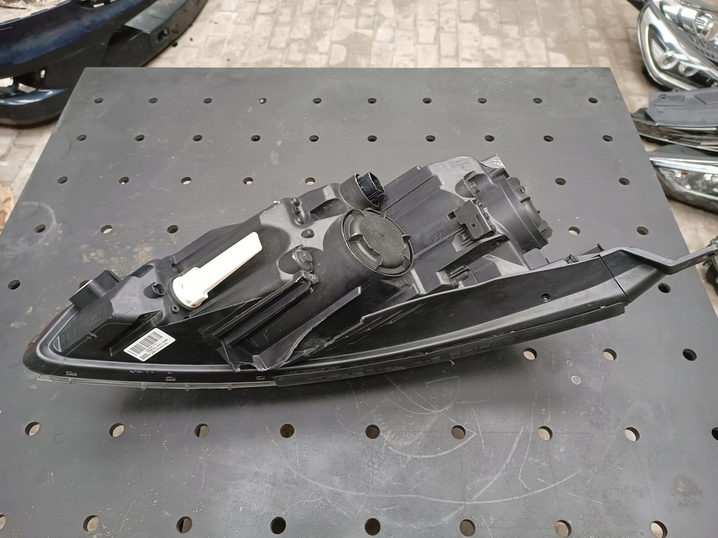 фото №14, Hyundai i30 iii - лампа перед левая