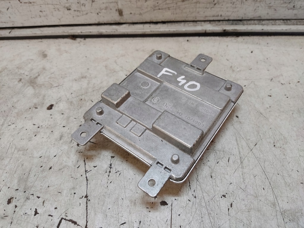 фото №1, Bmw 1 f40 модуль лампы 7933357