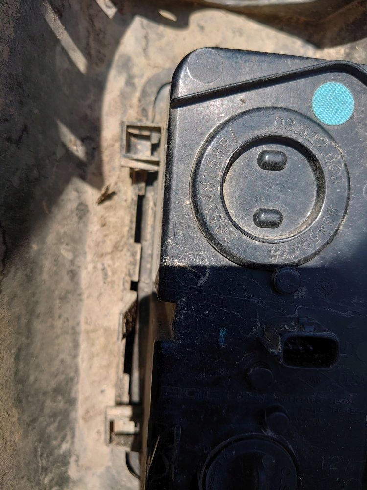 Лампа правый задняя уголок бампер renault trafic iii 14 r- 265548758r Недорого