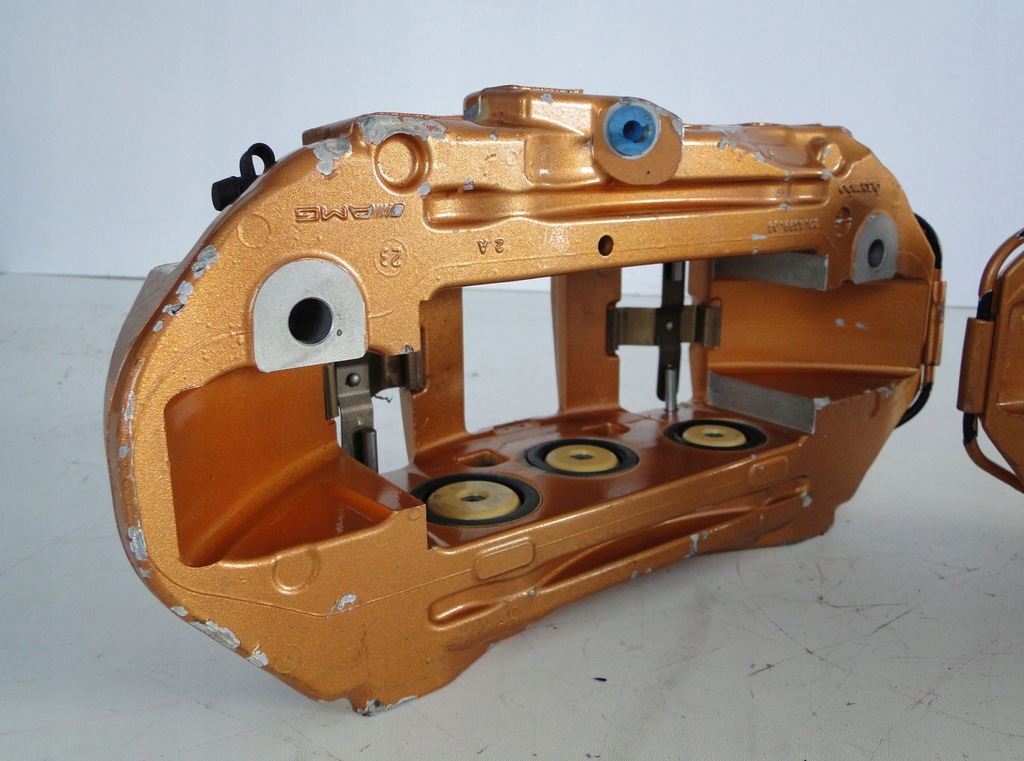 фото №9, Mercedes суппорты тормозные передние amg карбон керамический amg 190 290 sls 197