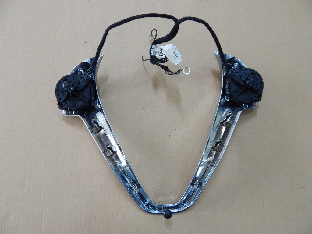 фото №6, Ford fiesta mk7 lift b-max - круиз-контроль кнопки руля мультифункция