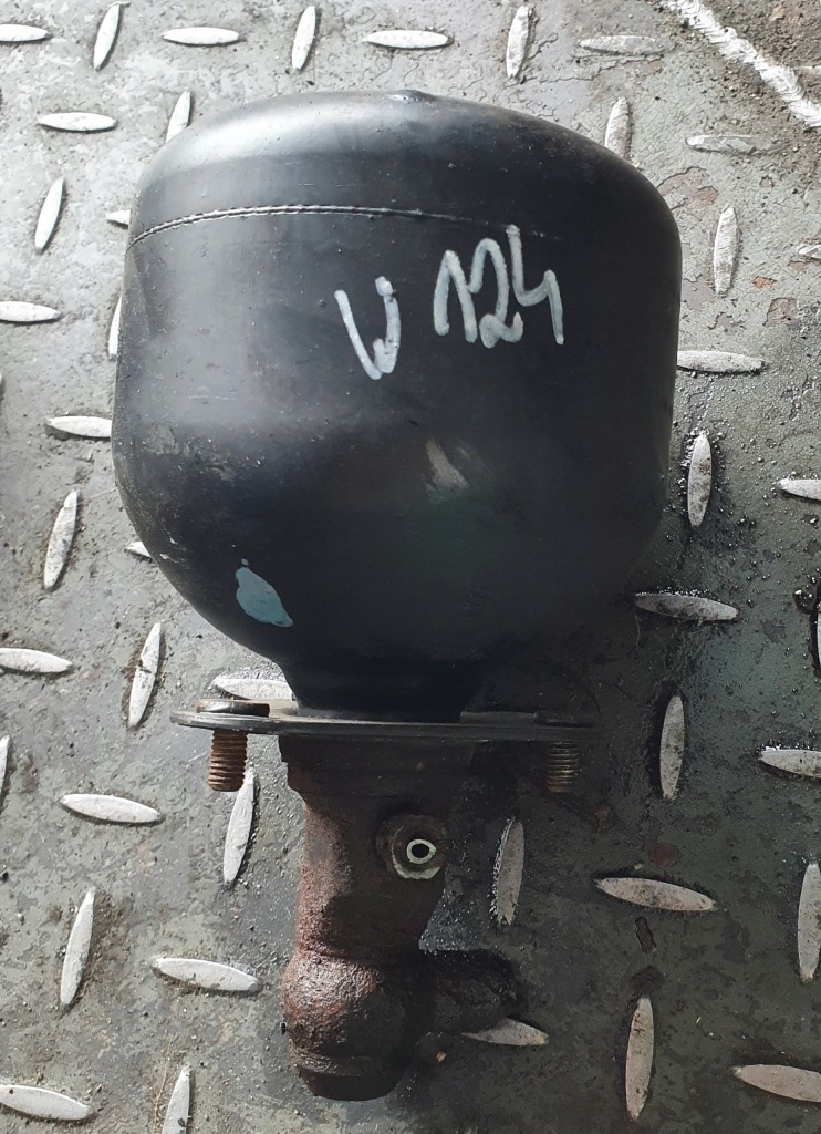 Купить Аккумулятор давления mercedes w124 1243200315