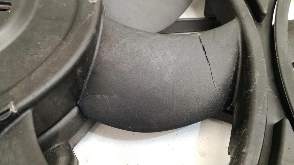 фото №8, Audi a8 4h корпус вентилятор 4h0121207b