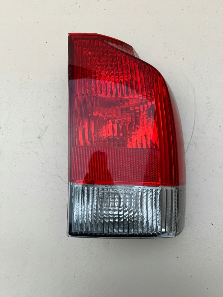 фото №6, Volvo v70 ii 2 00-07r лампа нижня правий задня права задня