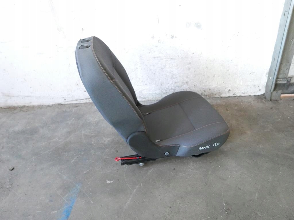 фото №7, Сиденье сиденье правый задняя задний renault twingo ii 07-