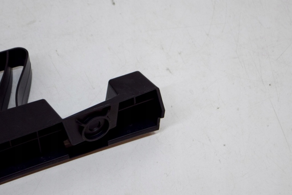 фото №6, Volkswagen id.3 e11 задній бампер середній кронштейн 10a807863 електрика