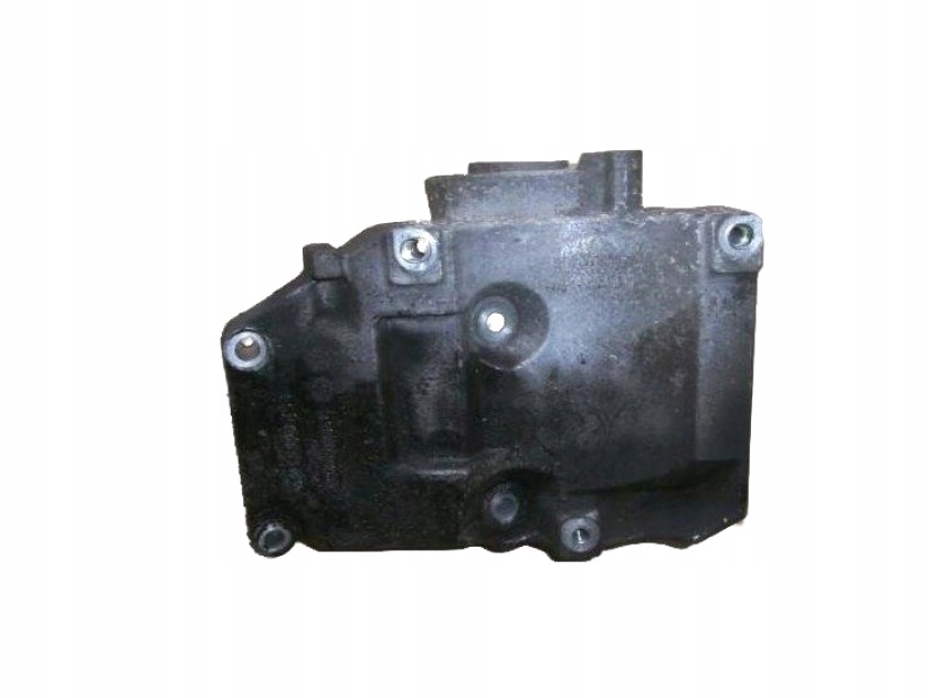 Купить Кронштейн компрессора кондиционера vw passat b5 2001-2005 год 038206885c