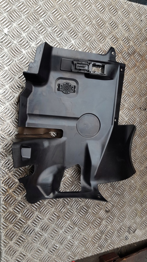 фото №2, Bmw e46 2.0d защита разъём obd