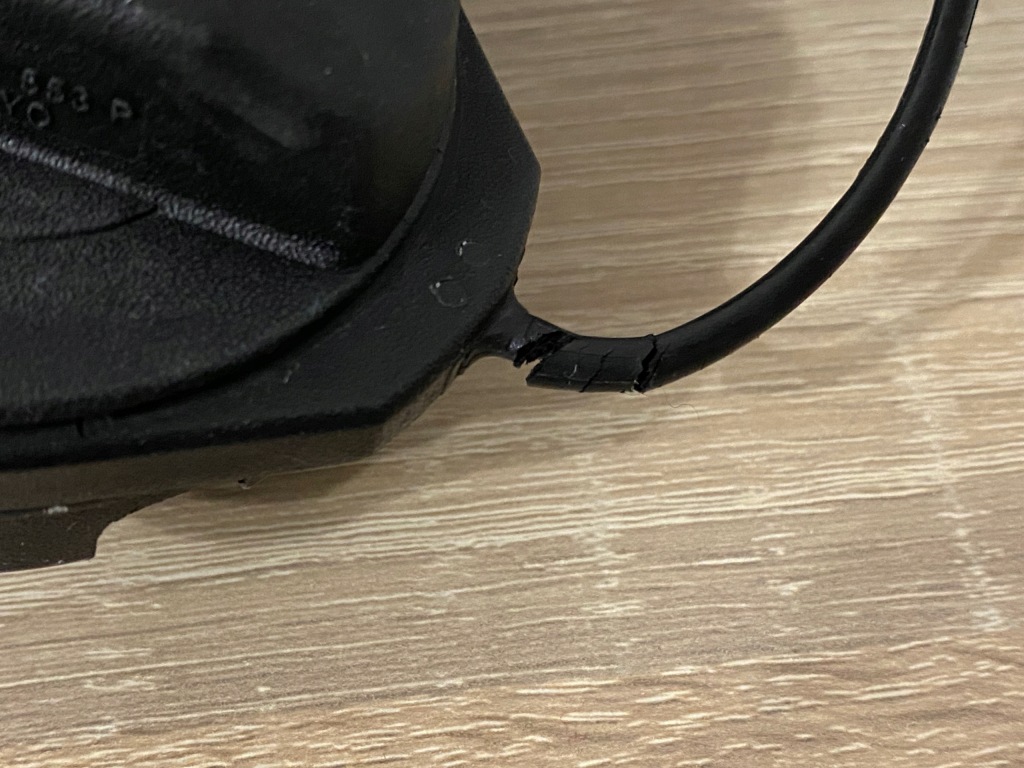 Кришка заливної пального skoda fabia i + кришка - 6y9010332k / 6y9809857b в Україні