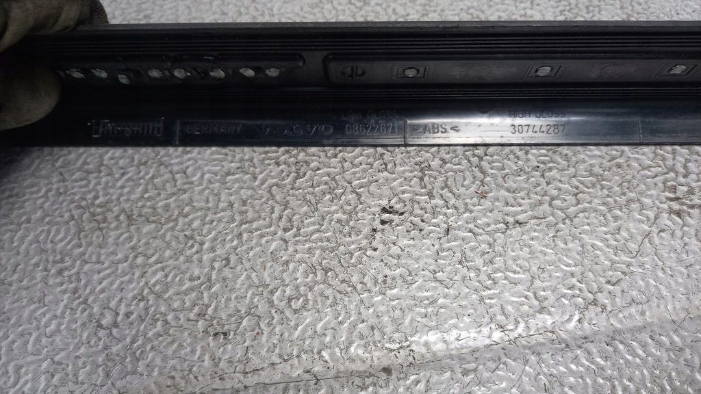 фото №3, Молдинг поріг volvo v50