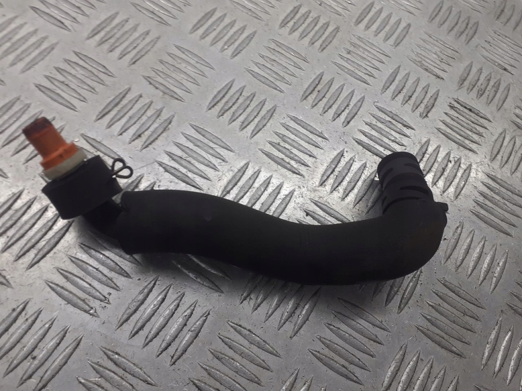 Купити Трубка повітря peugeot 107 1.0