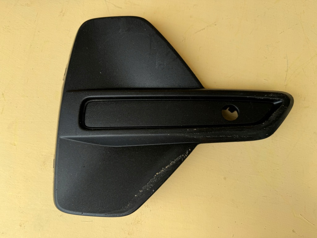 Купить Volvo xc40 lift 21r- решётка решётка радиатора заглушка бампера правая 32136102