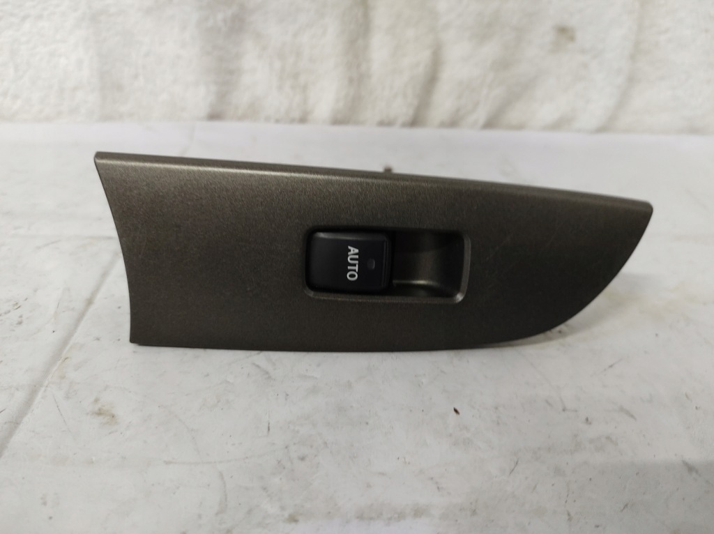 фото №1, Переключатель стекло правый задняя lexus is 74271-53050