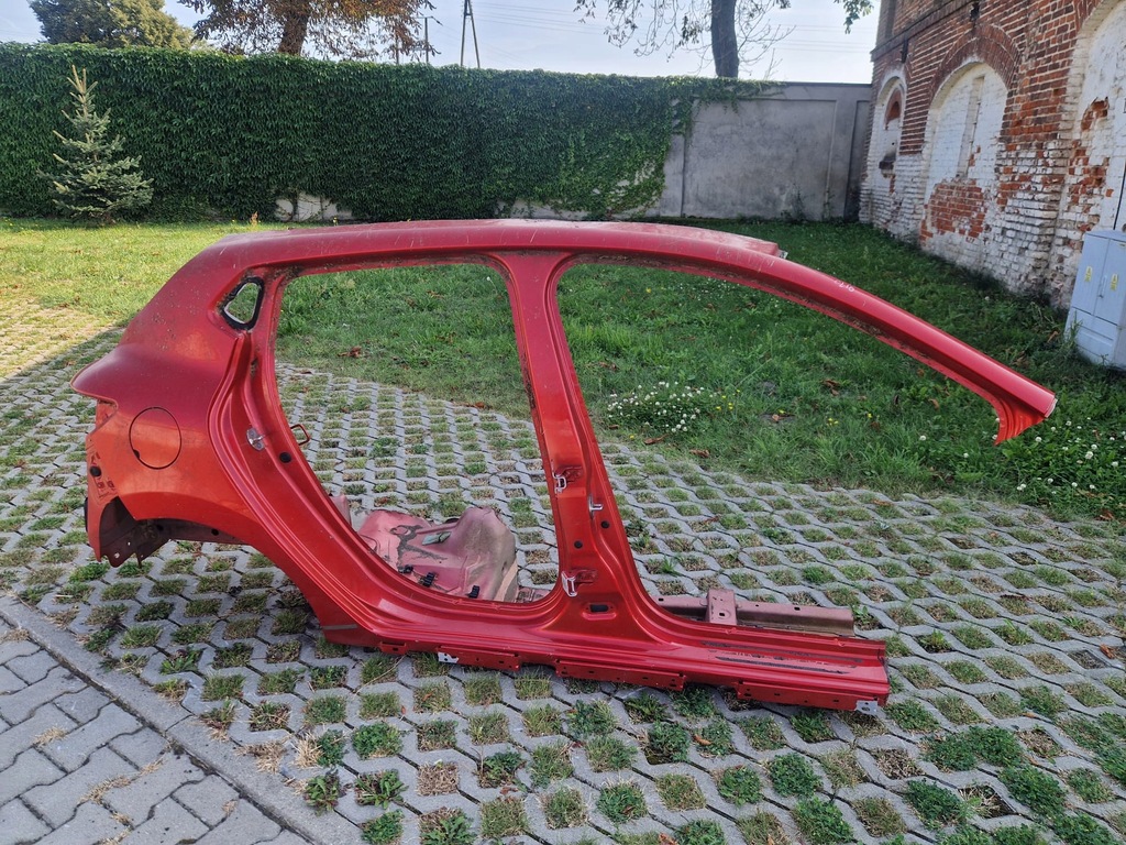 фото №1, Renault clio iv крыло четверть правая задняя